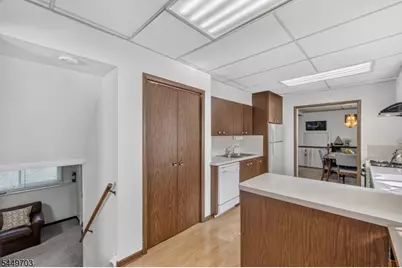 10 Frances Rd, Lincoln Park, NJ 07035 - Photo 18