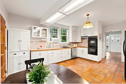35 Glenside Rd, South Orange, NJ 07079 - Photo 18