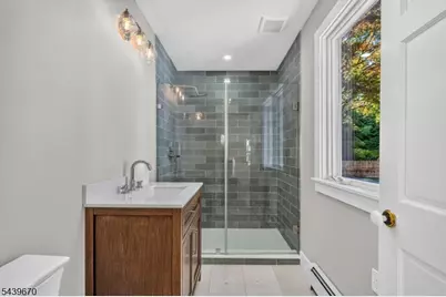 129 W Oak St, Bernards Township, NJ 07920 - Photo 22
