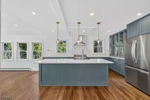 129 W Oak St, Bernards Township, NJ 07920 - Photo 10