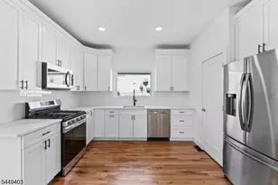 246 Cortlandt St, Belleville, NJ 07109 - Photo 2