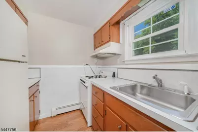 51 Hilltop Ave, Berkeley Heights Township, NJ 07922 - Photo 34
