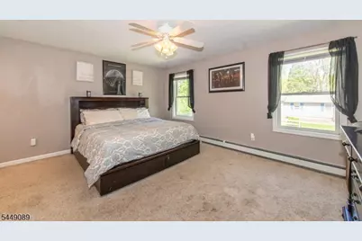 88 Crescent Dr, Hampton Township, NJ 07860 - Photo 16