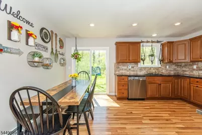 88 Crescent Dr, Hampton Township, NJ 07860 - Photo 6