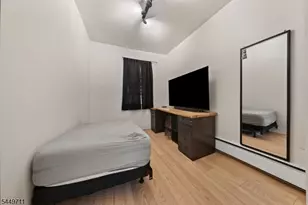 373 Oak St, Passaic, NJ 07055 - Photo 10
