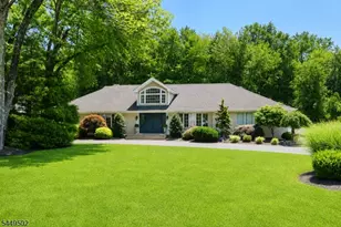120 Timber Hill Dr, East Hanover Township, NJ 07936 - Photo 1