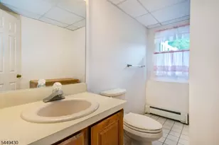 14 Hinchman Ave, Wayne, NJ 07470 - Photo 16