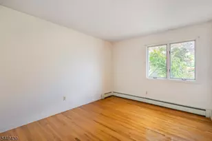 14 Hinchman Ave, Wayne, NJ 07470 - Photo 12