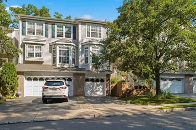 47 Lambiance Ct, Highland Park, NJ 08904 - Photo 2