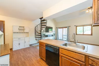 14 Stonehill Dr #6, Vernon, NJ 07462 - Photo 16