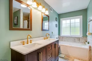 12 Mansfield Way, Jefferson Township, NJ 07438 - Photo 16