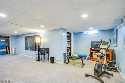 12 Mansfield Way, Jefferson Township, NJ 07438 - Photo 22