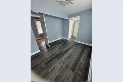 72 Charles St, Carteret, NJ 07008 - Photo 2