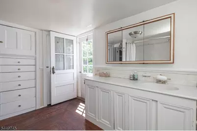 35 Perry St, Lambertville, NJ 08530 - Photo 36