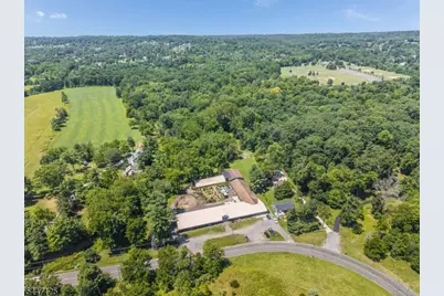 68 Johanna Farms Rd, Raritan Township, NJ 08551 - Photo 18