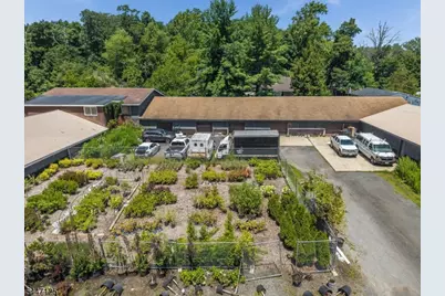 68 Johanna Farms Rd, Raritan Township, NJ 08551 - Photo 10