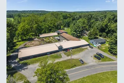 68 Johanna Farms Rd, Raritan Township, NJ 08551 - Photo 2