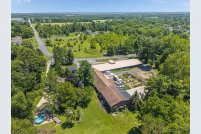 68 Johanna Farms Rd, Raritan Township, NJ 08551 - Photo 16