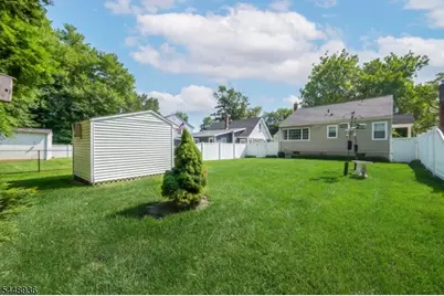 63 Hazel Ave, Livingston, NJ 07039 - Photo 24