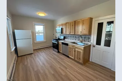 27 Filmore St, Phillipsburg, NJ 08865 - Photo 2