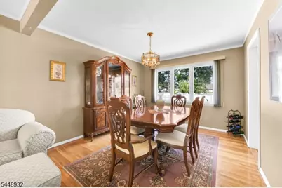 536 Fairway Dr, Union Township, NJ 07083 - Photo 6