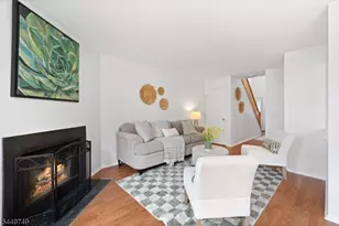 53 Dewitt Ln, Hillsborough Township, NJ 08844 - Photo 4