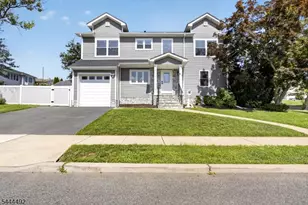61 Bart Pl, Clifton, NJ 07013 - Photo 4