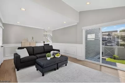 61 Bart Pl, Clifton, NJ 07013 - Photo 14