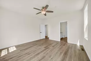 228 Park Ln, Dunellen, NJ 08812 - Photo 22