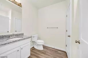 228 Park Ln, Dunellen, NJ 08812 - Photo 12