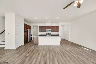 228 Park Ln, Dunellen, NJ 08812 - Photo 8