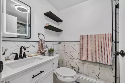 102 Meadow Rd, Hampton Township, NJ 07860 - Photo 32
