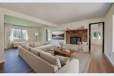 110 Hill Top Ln, Branchburg Township, NJ 08853 - Photo 12