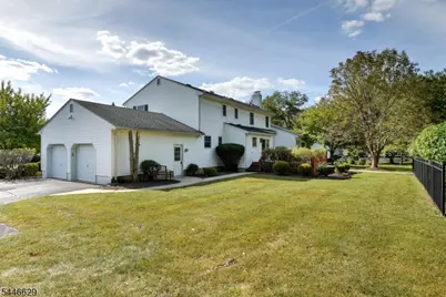 110 Hill Top Ln, Branchburg Township, NJ 08853 - Photo 32