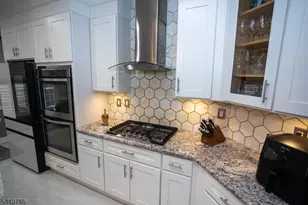 16 Biesiada Ct, Sayreville Boro, NJ 08859 - Photo 16