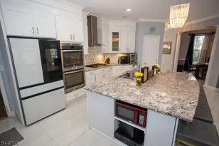 16 Biesiada Ct, Sayreville Boro, NJ 08859 - Photo 14