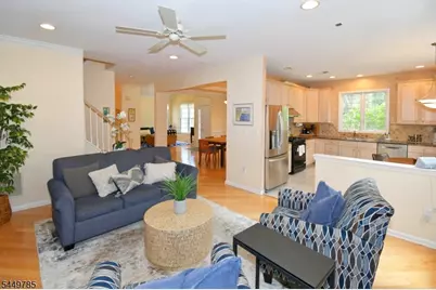 253 Patriot Hill Dr, Bernards Township, NJ 07920 - Photo 10