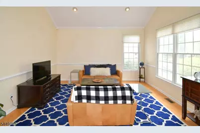 253 Patriot Hill Dr, Bernards Township, NJ 07920 - Photo 14