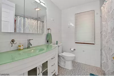 286 Atlantic Dr., Parsippany, NJ 07054 - Photo 20