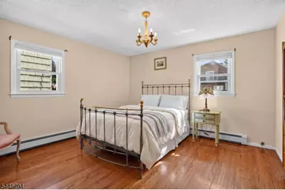 200 N 18th St #1, Kenilworth, NJ 07033 - Photo 6