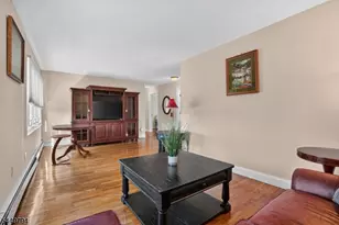 200 N 18th St, Kenilworth, NJ 07033 - Photo 4