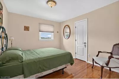 200 N 18th St #2, Kenilworth, NJ 07033 - Photo 6