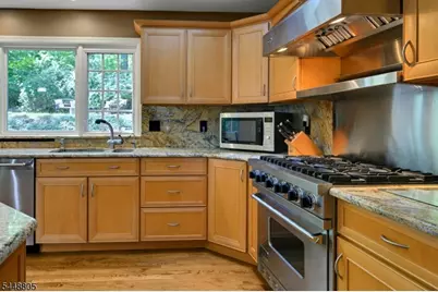 39 Lookout Rd, Mountain Lakes, NJ 07046 - Photo 12