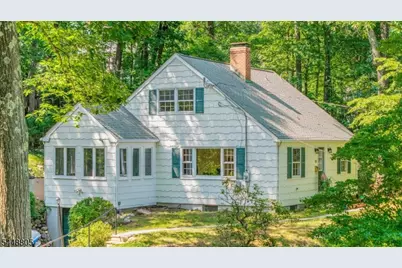 39 Lookout Rd, Mountain Lakes, NJ 07046 - Photo 12