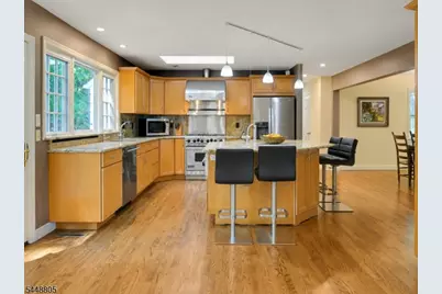39 Lookout Rd, Mountain Lakes, NJ 07046 - Photo 2