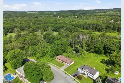12 Aldersgate Cir, Mount Olive, NJ 07828 - Photo 14