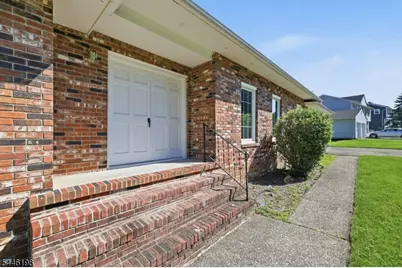12 Aldersgate Cir, Mount Olive, NJ 07828 - Photo 6
