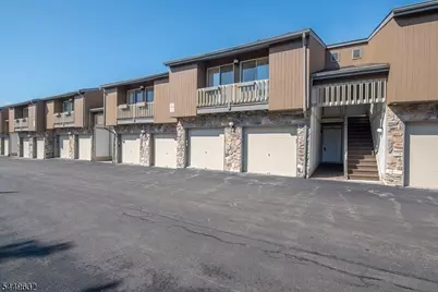 24 McChesney Ct, West Orange Township, NJ 07052 - Photo 2
