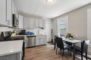 155 Hayward Pl, Wallington, NJ 07057 - Photo 18