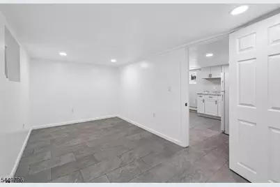 155 Hayward Pl, Wallington, NJ 07057 - Photo 28